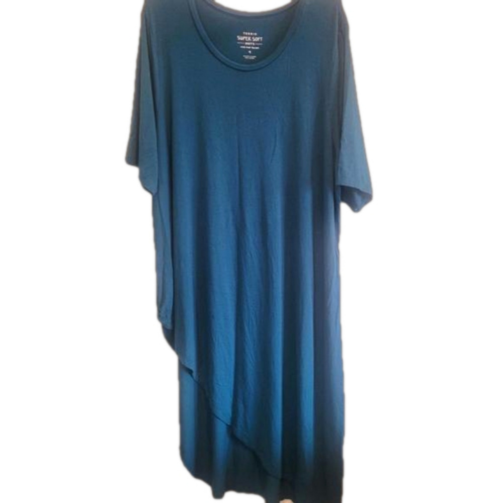 Torrid Turquoise/Green Super Soft Knit Asymetrical Hem Dress Size 4